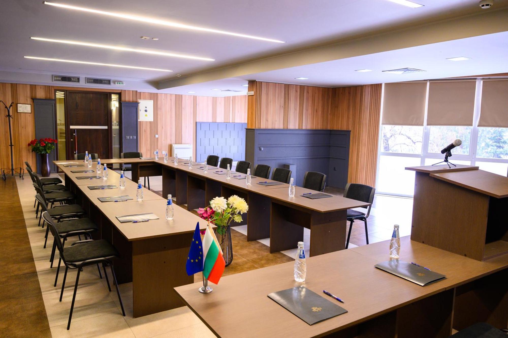 Park Hotel Пловдив Экстерьер фото