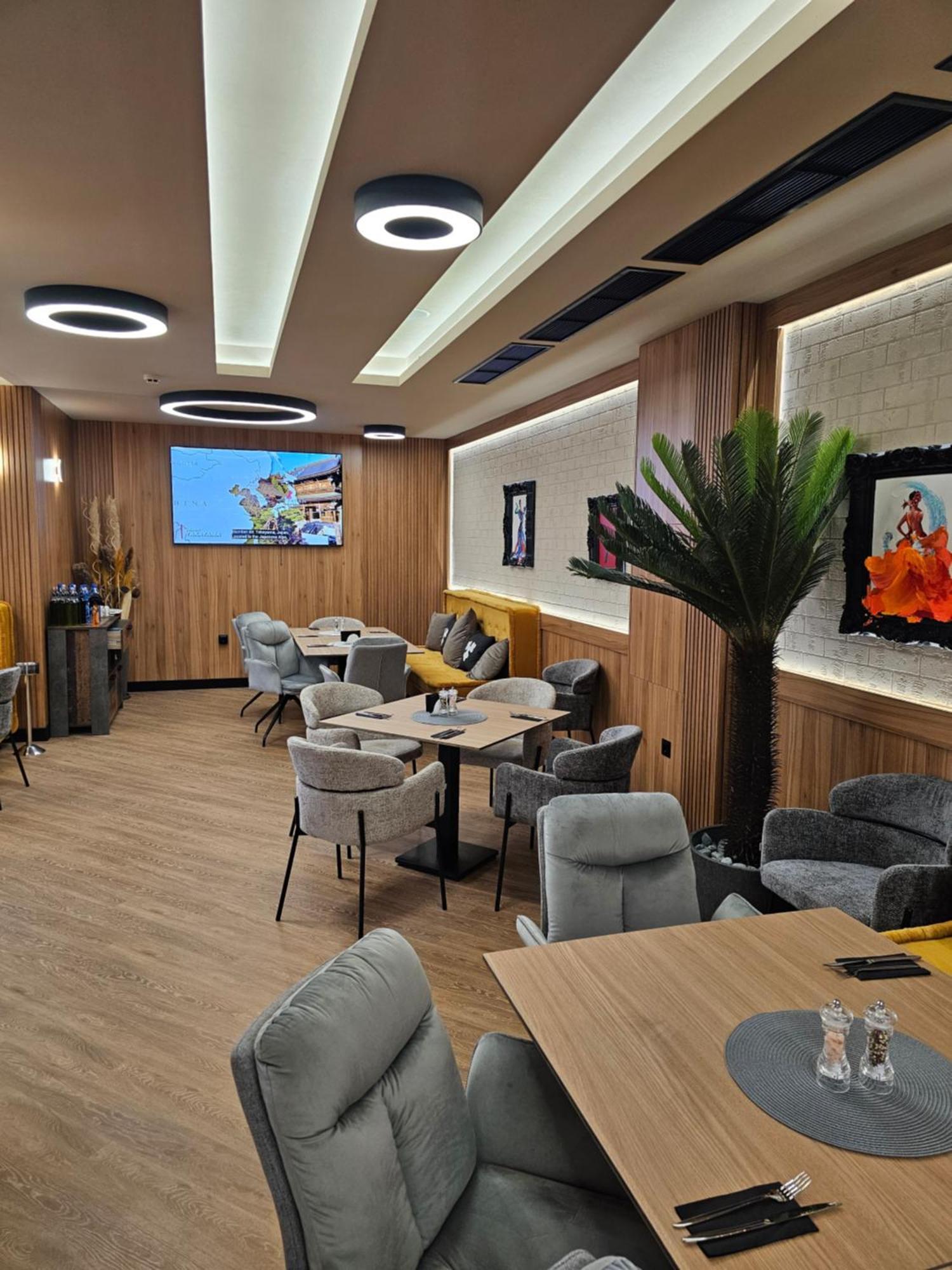 Park Hotel Пловдив Экстерьер фото